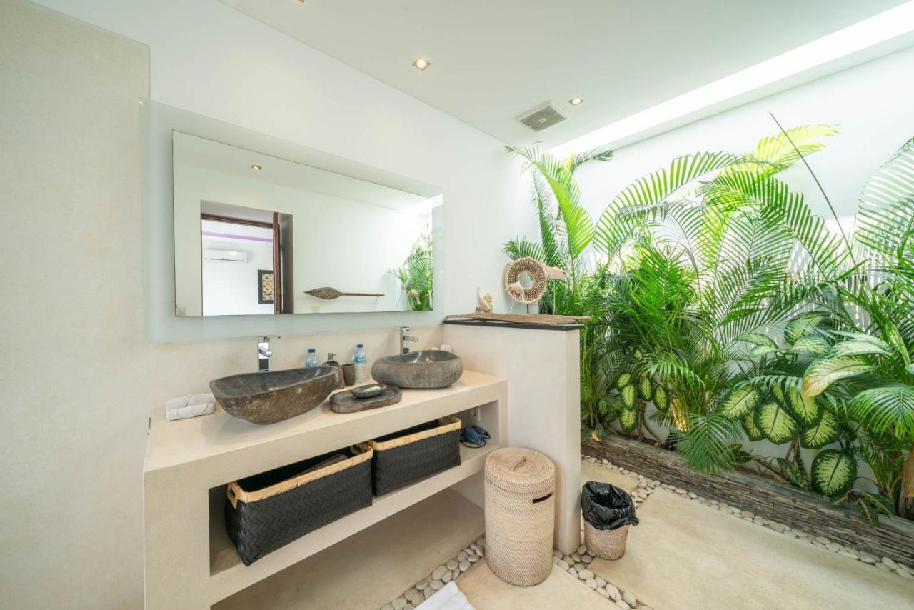 Villa Tira - Elegant 3Br In Central Seminyak Eksteriør bilde
