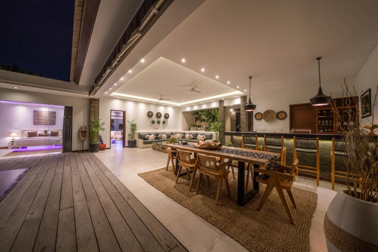 Villa Tira - Elegant 3Br In Central Seminyak Eksteriør bilde