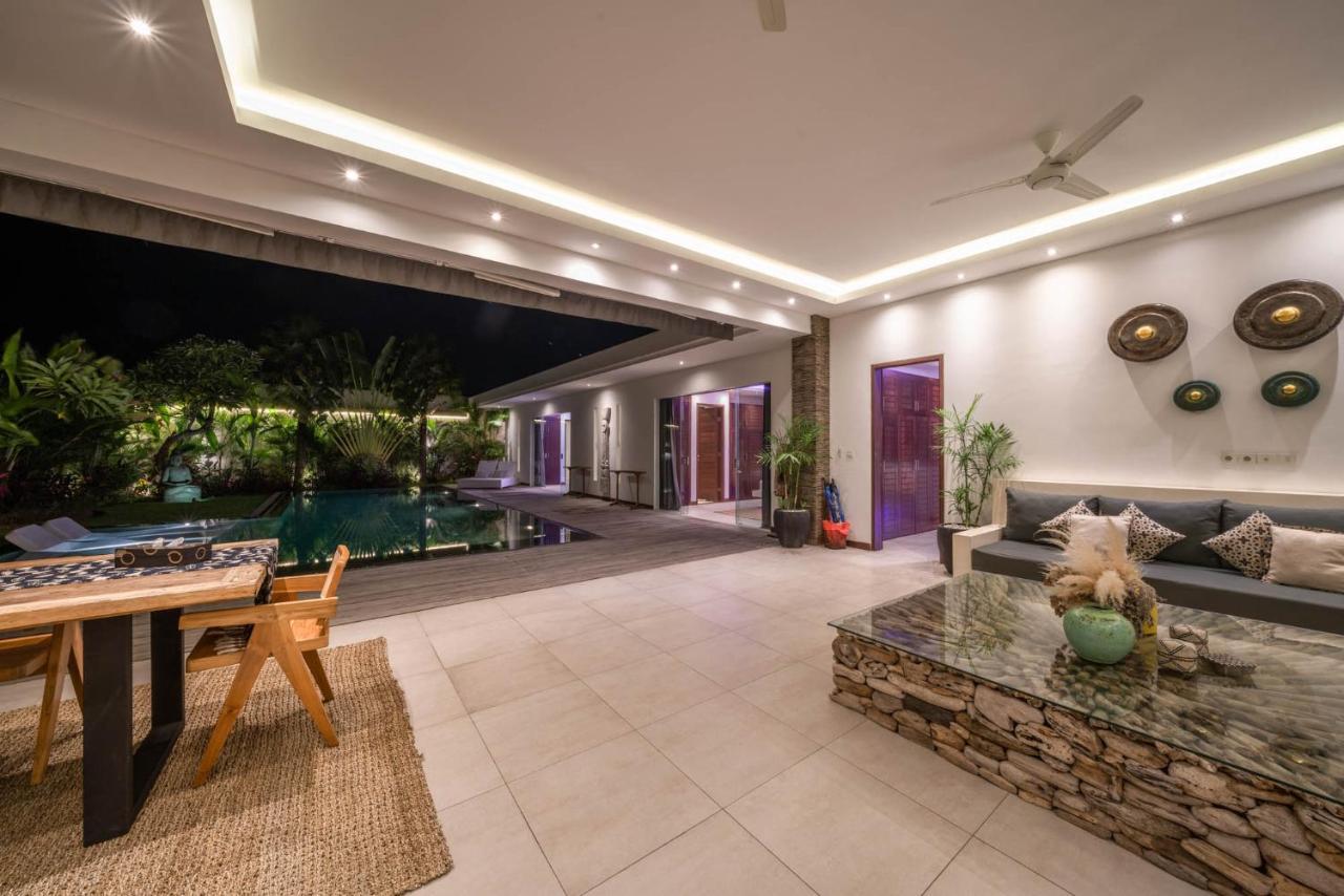 Villa Tira - Elegant 3Br In Central Seminyak Eksteriør bilde