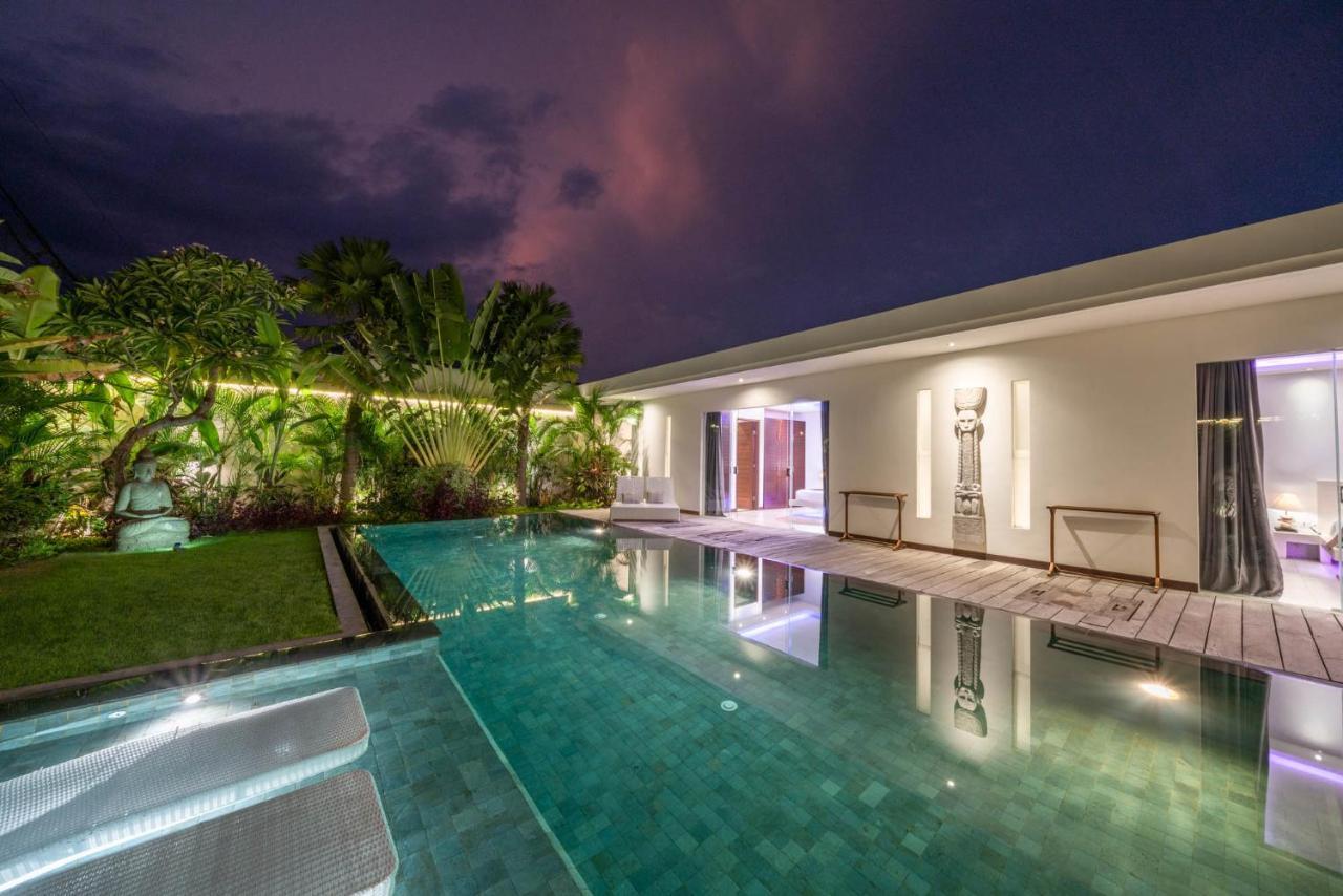 Villa Tira - Elegant 3Br In Central Seminyak Eksteriør bilde