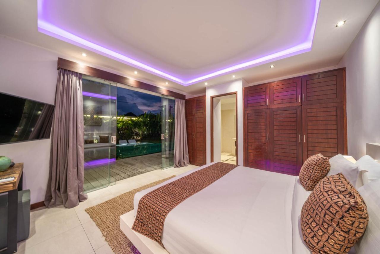 Villa Tira - Elegant 3Br In Central Seminyak Eksteriør bilde