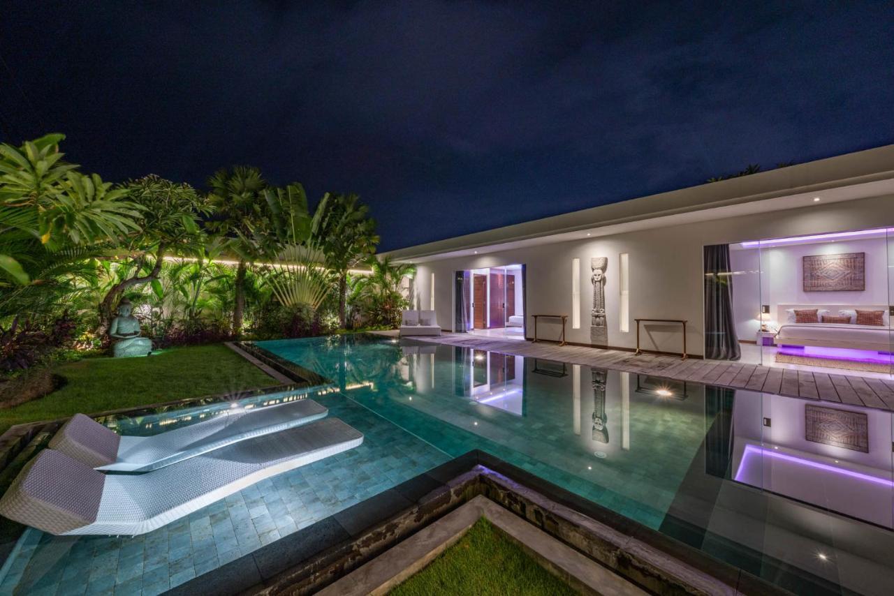 Villa Tira - Elegant 3Br In Central Seminyak Eksteriør bilde